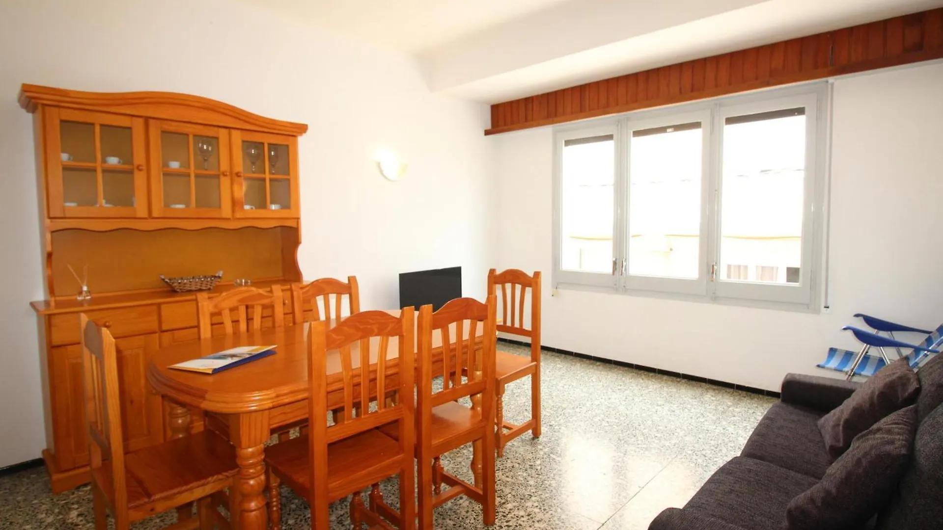 Apartamento Centrico Y Luminoso A 100M De La Playa, Renovado Con Wifi, Balcon Y Lavadora - Es-228-6 Llança