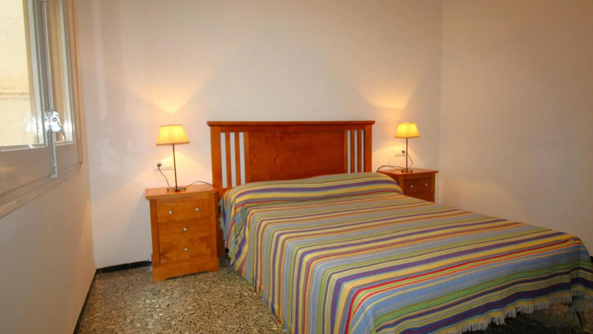 Apartamento Centrico Y Luminoso A 100M De La Playa, Renovado Con Wifi, Balcon Y Lavadora - Es-228-6 Llança