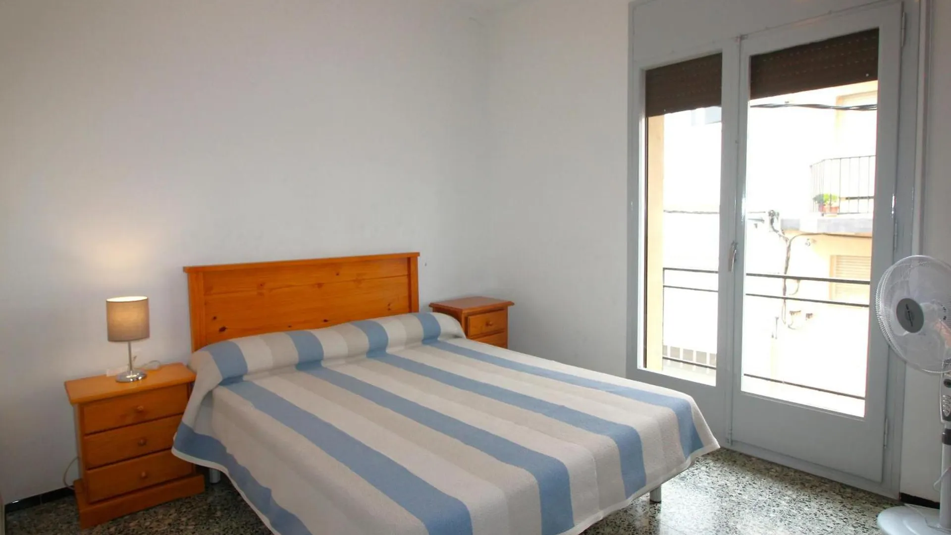 Llança Apartamento Centrico Y Luminoso A 100M De La Playa, Renovado Con Wifi, Balcon Y Lavadora - Es-228-6