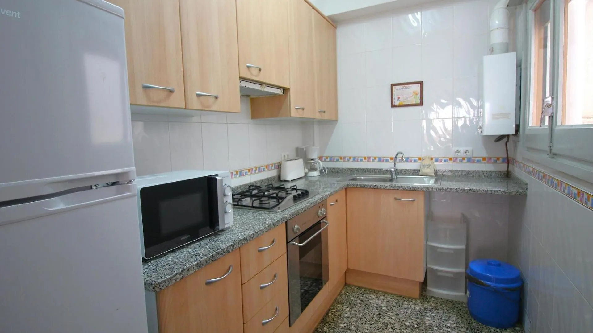 דירה Llança Apartamento Centrico Y Luminoso A 100M De La Playa, Renovado Con Wifi, Balcon Y Lavadora - Es-228-6
