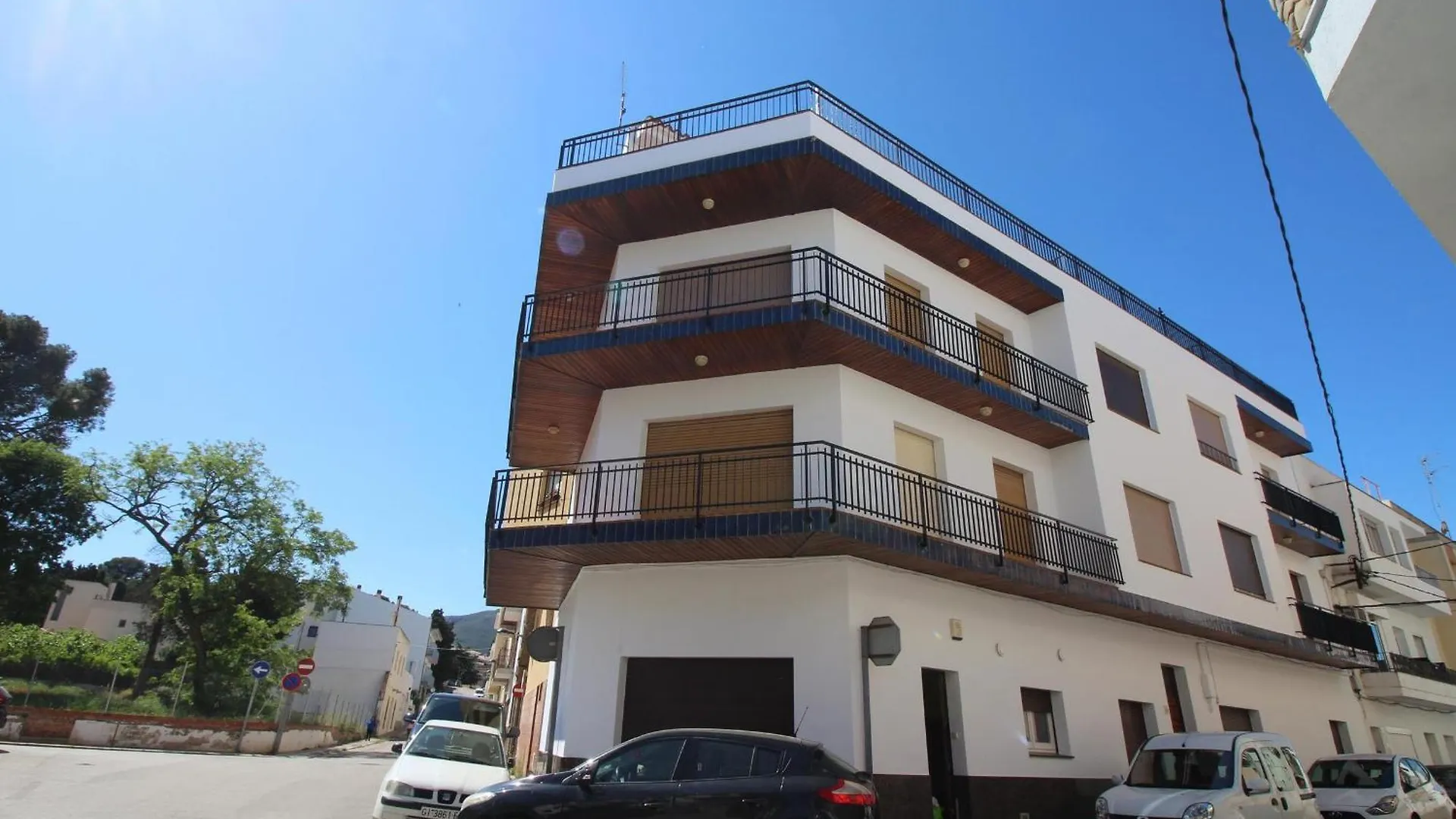 Llança Apartamento Centrico Y Luminoso A 100M De La Playa, Renovado Con Wifi, Balcon Y Lavadora - Es-228-6 ספרד